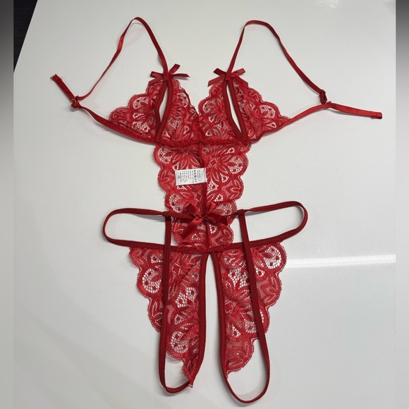 Red Floral Lace Sexy Crotchless Lingerie one piece bodysuit w bows Small New - Picture 7 of 8